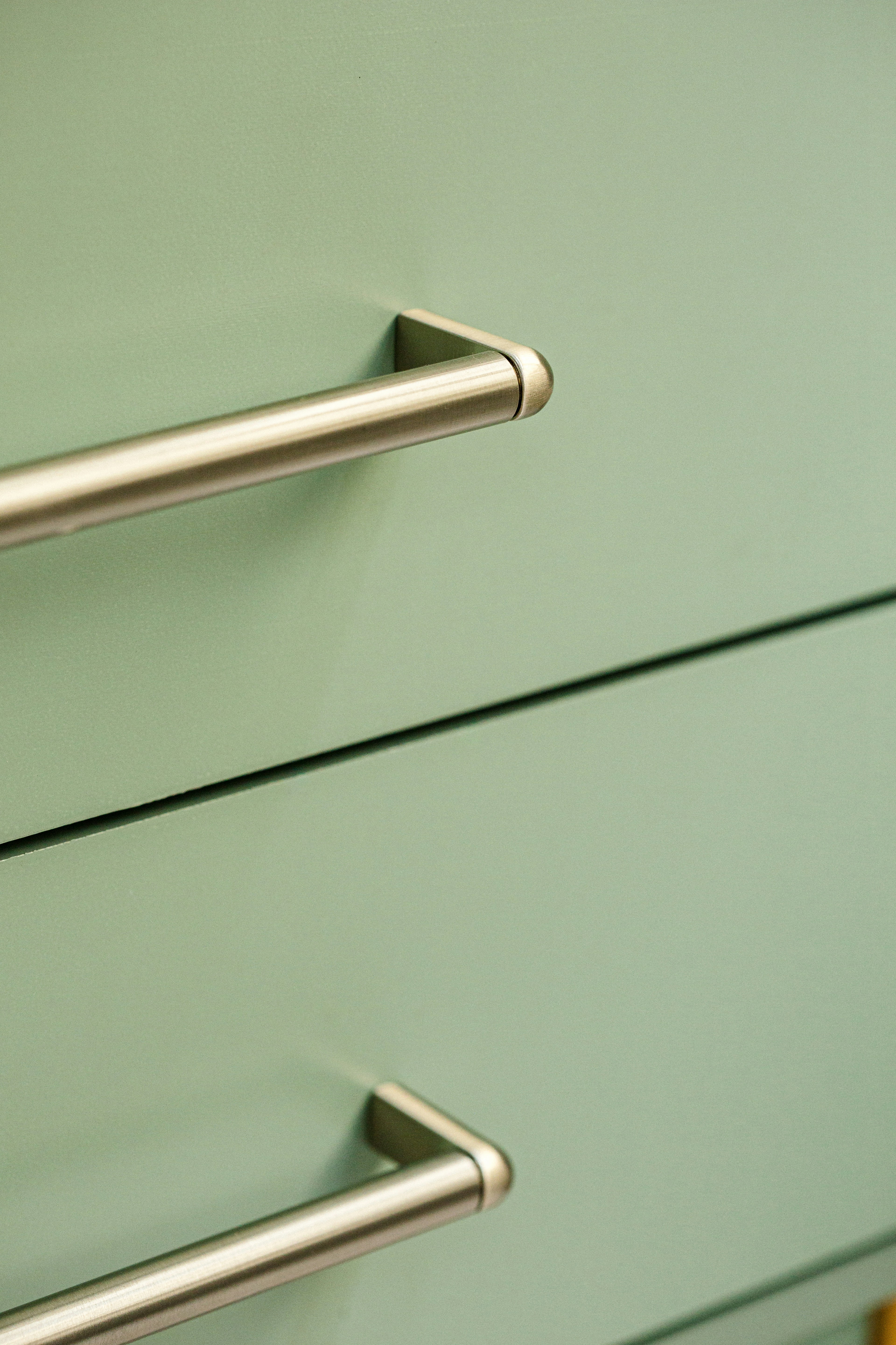 衣櫃內部五金全解析